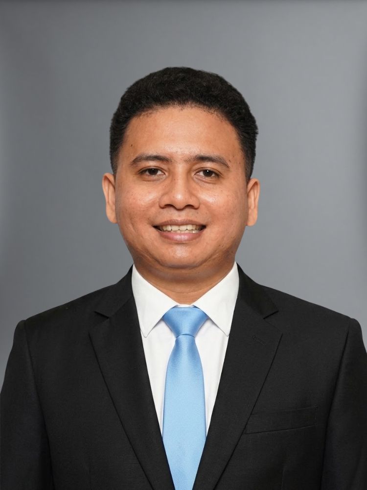 Thaharul Fikri, M.T.