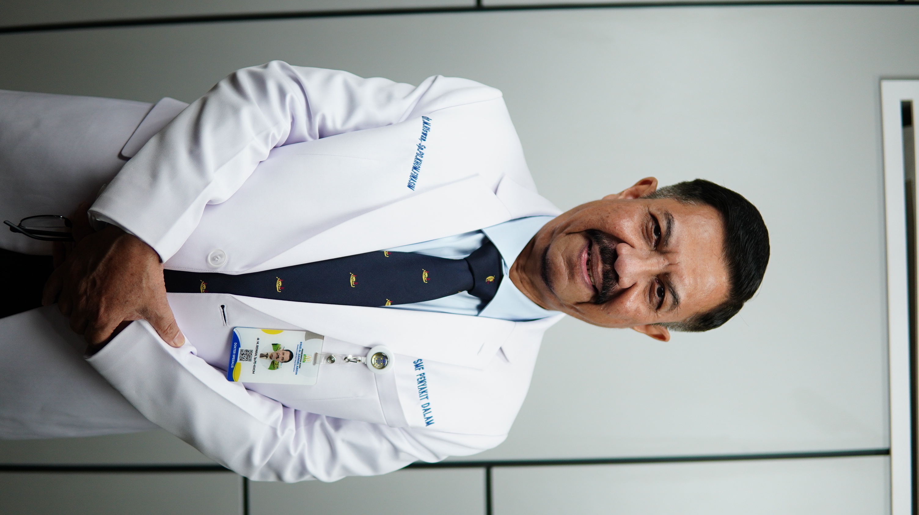 dr. M. Riswan,  Sp.PD-KHOM.FINASIM